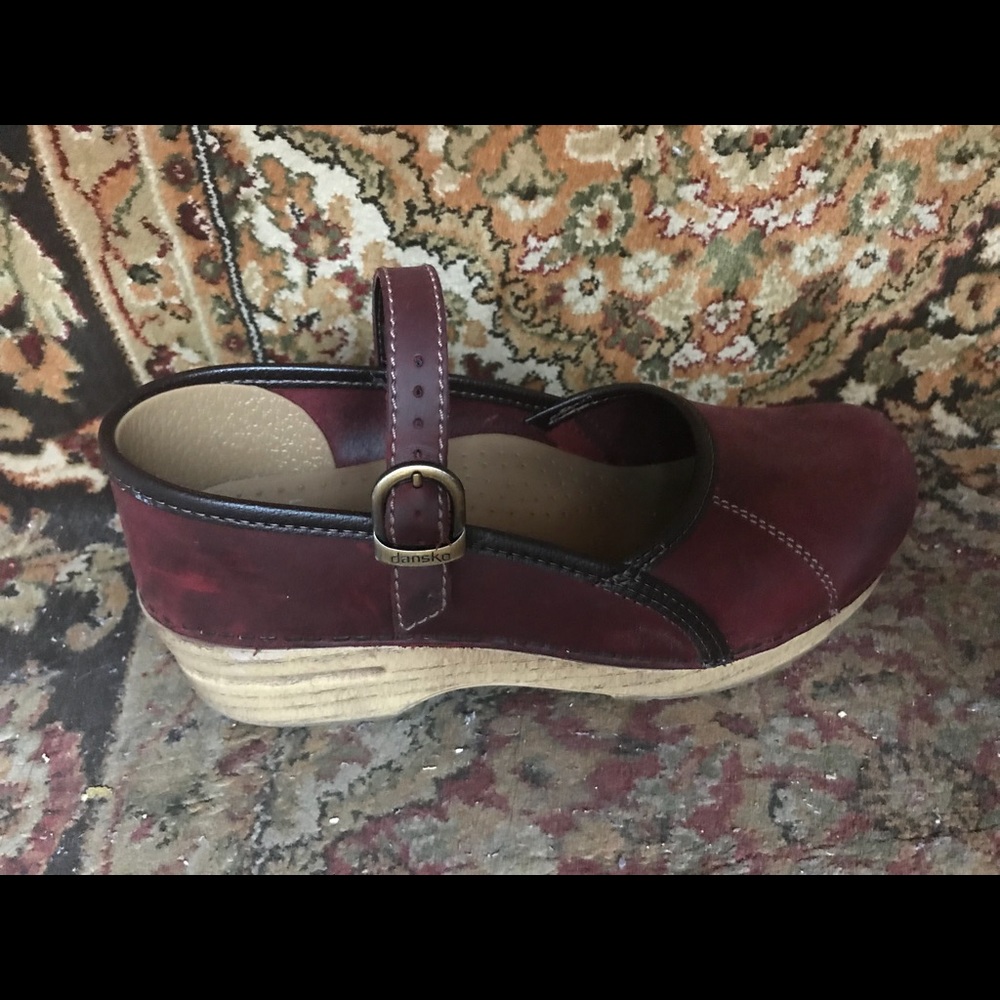Dansko Wooden Grain Clog